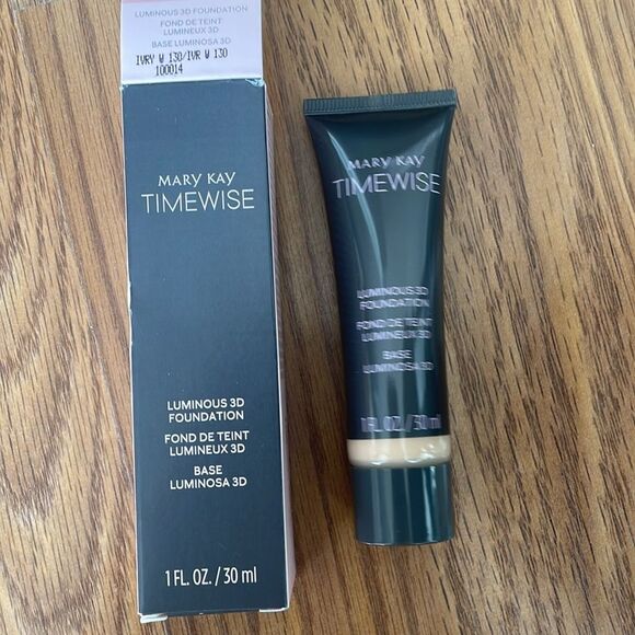 New Mary Kay Ivory W 130 Timewise Luminous 3D Foundation NEW - Picture 5 of 5